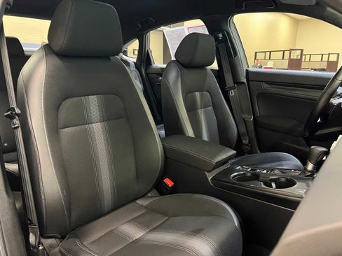 Used 2024 Honda Civic Sport image 14