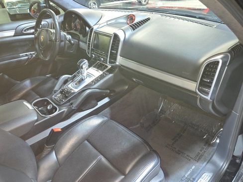 Used 2013 Porsche Cayenne GTS image 48