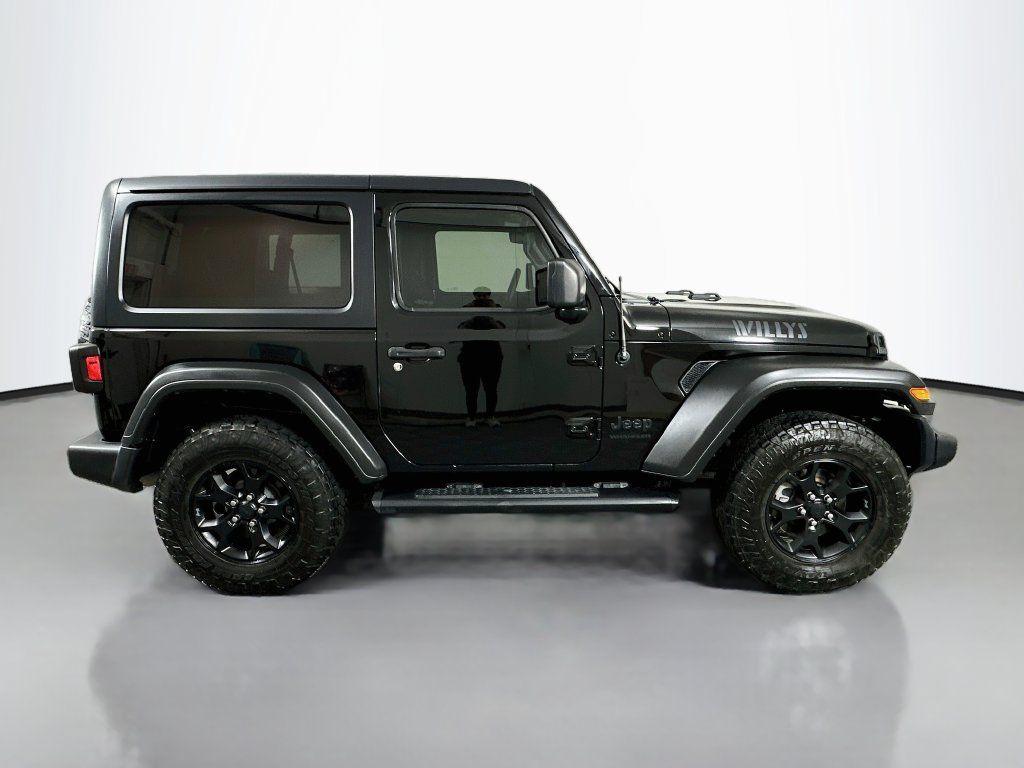 Used 2020 Jeep Wrangler Sport AWD/4WD image 4