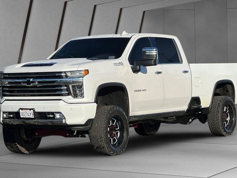 Used 2021 Chevrolet Silverado 3500 High Country w/ Z71 Off-Road Package image 8