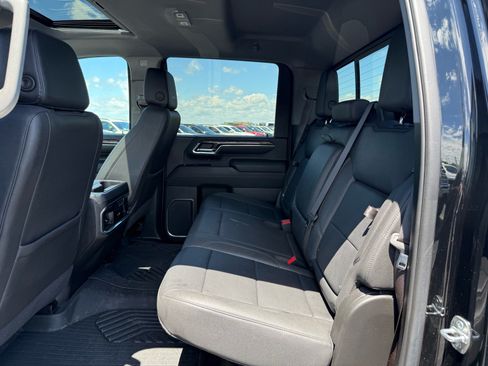 Used 2024 Chevrolet Silverado 3500 LTZ w/ LTZ Plus Package AWD/4WD image 18