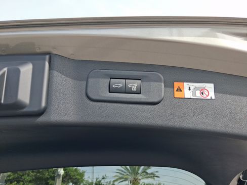 Used 2024 Lexus NX 250 FWD w/ Cold Area Package image 6