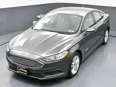 Used 2018 Ford Fusion S image 39