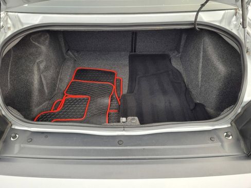 Used 2020 Dodge Challenger SXT w/ Blacktop Package image 10