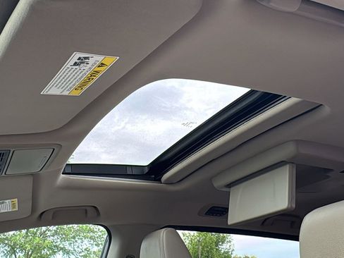 Used 2018 Honda Odyssey Touring image 22