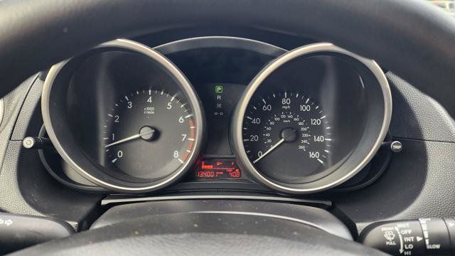Used 2012 MAZDA MAZDA5 Sport FWD image 22