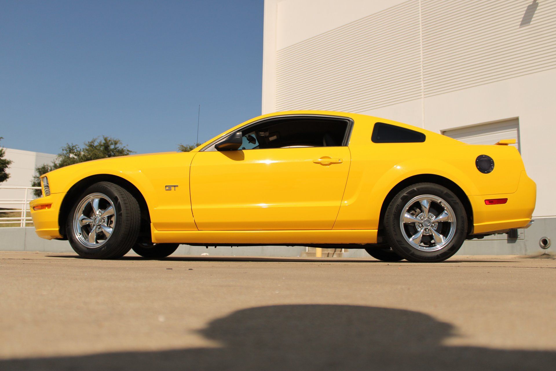 Used 2005 Ford Mustang GT RWD image 7