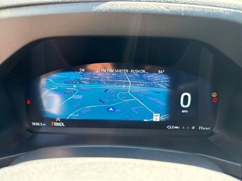 Used 2025 Ford Explorer Active w/ Active Comfort Package AWD/4WD image 14