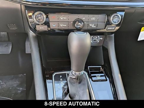 New 2026 Jeep Compass Latitude AWD/4WD image 16