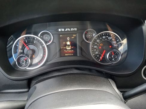 Used 2022 RAM 3500 Tradesman image 25