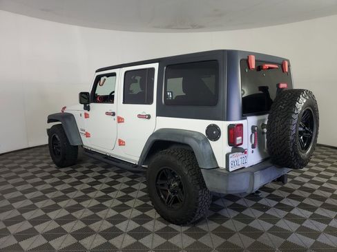 Used 2018 Jeep Wrangler Unlimited Sport S AWD/4WD image 6
