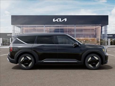 New 2026 Kia EV9 Wind AWD/4WD image 7