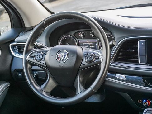 Used 2021 Buick Enclave Essence w/ Sound and Sites Package image 17