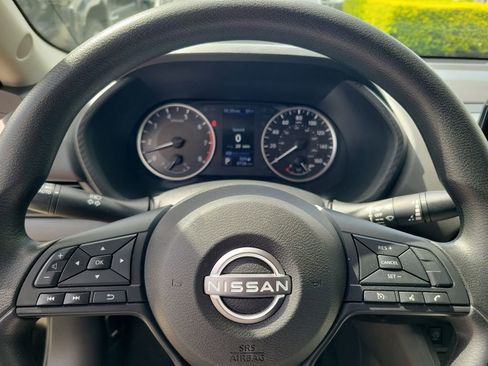 Used 2025 Nissan Sentra S FWD image 20