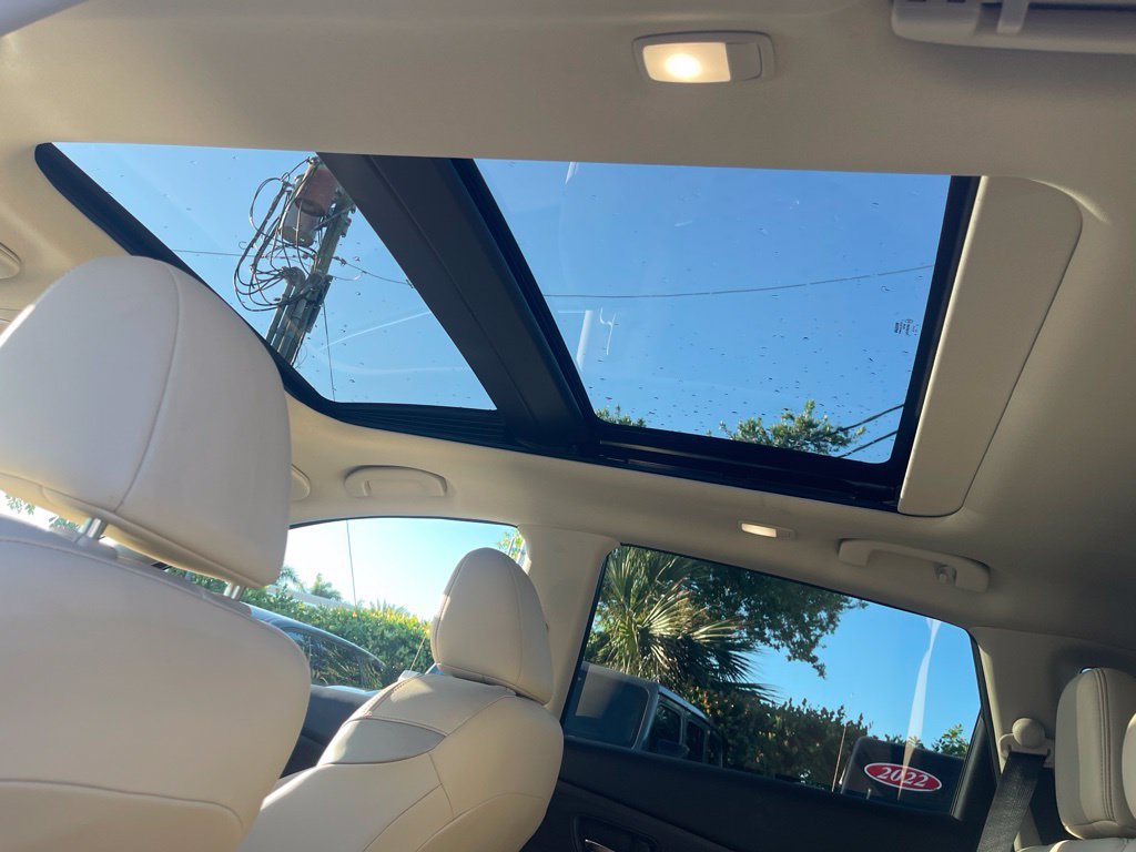Used 2024 Nissan Murano Platinum w/ Cargo Package FWD image 8