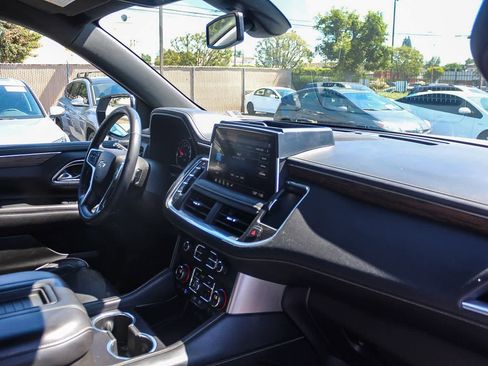 Used 2021 Chevrolet Tahoe Premier image 22