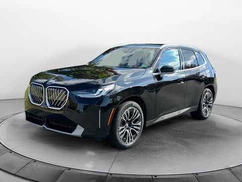 Used 2026 BMW X3 xDrive30i w/ Premium Package AWD/4WD image 3