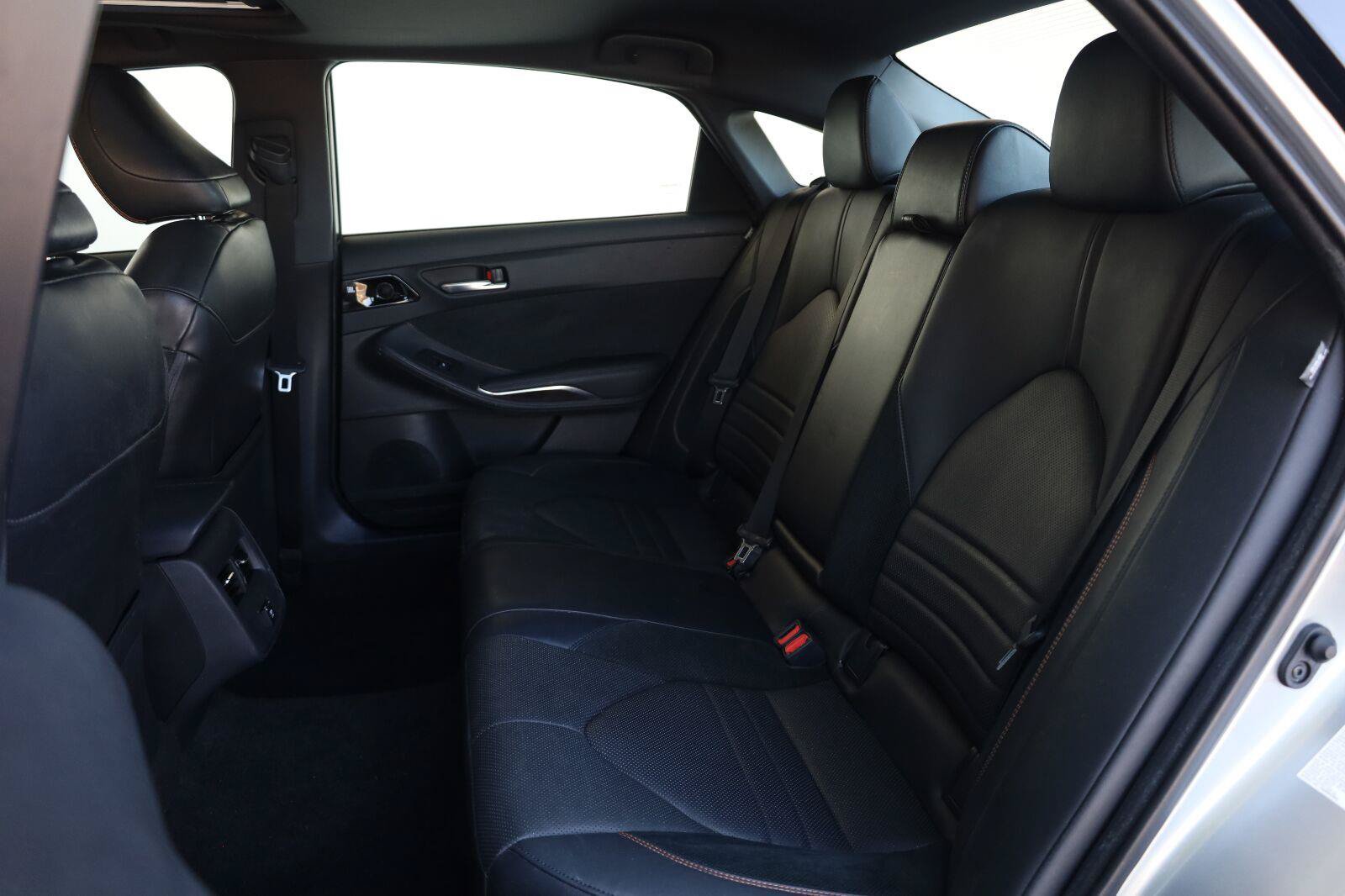 Used 2019 Toyota Avalon XSE w/ All Weather Liner Package FWD image 20
