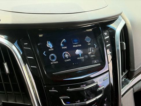 Used 2018 Cadillac Escalade ESV Platinum AWD/4WD image 7