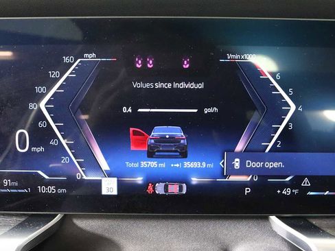 Used 2023 BMW 760i xDrive w/ Executive Package image 5