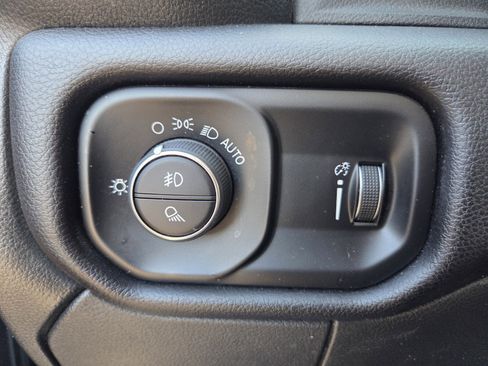 Used 2024 RAM 3500 Big Horn image 21