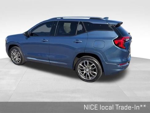 Used 2024 GMC Terrain Denali w/ Denali Premium Package image 10