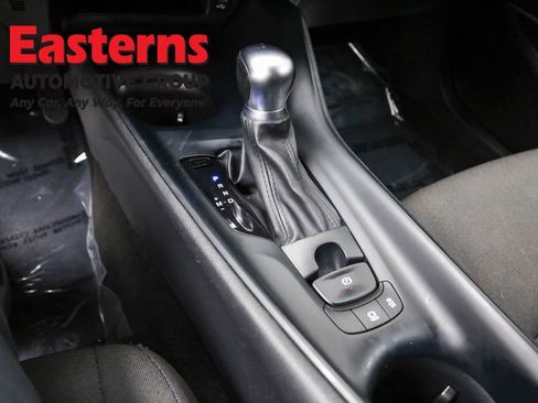 Used 2020 Toyota C-HR LE image 13