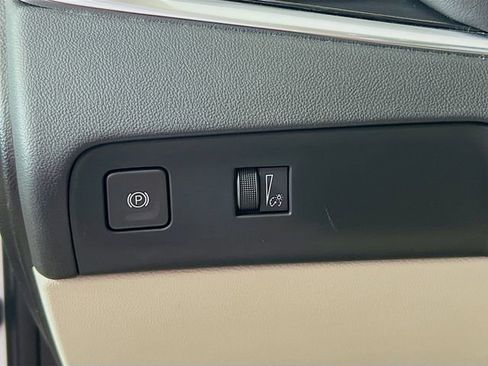 Used 2023 Buick Enclave Essence w/ Experience Buick Package image 12