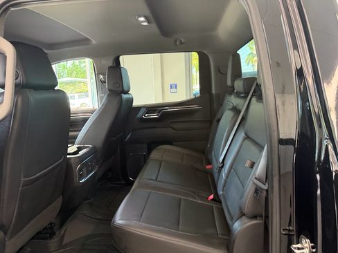 Used 2024 Chevrolet Silverado 1500 LTZ AWD/4WD image 13