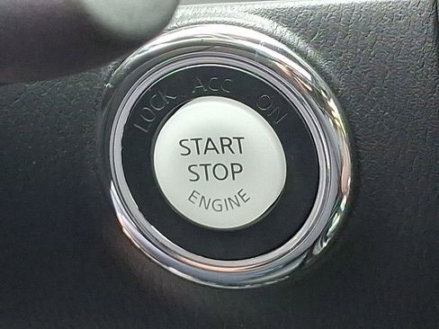 Used 2024 INFINITI QX80 Sensory image 28