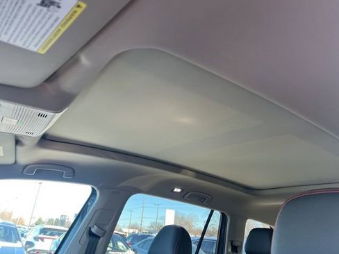 New 2026 Volkswagen Atlas Peak Edition image 14