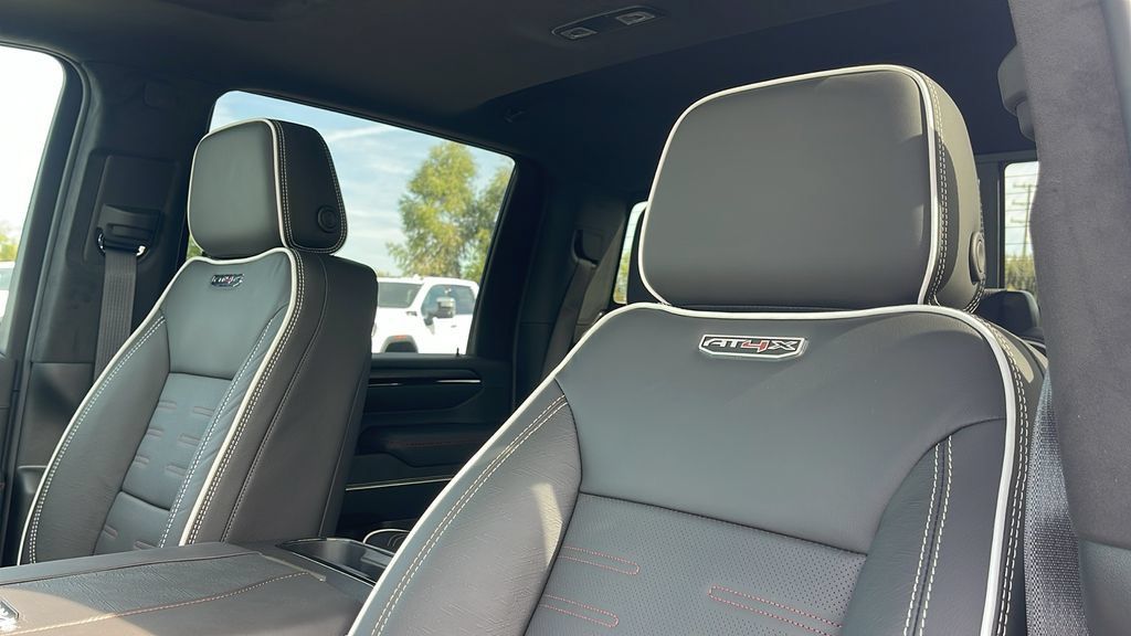 New 2026 GMC Sierra 2500 AT4X AWD/4WD image 15