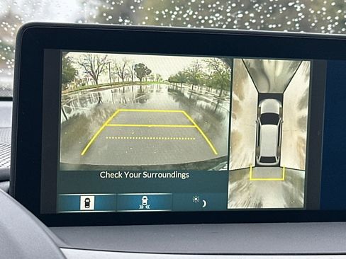 Certified 2025 Acura RDX SH-AWD w/ Advance Package image 27