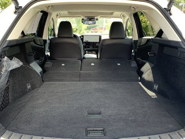 Used 2024 Lexus NX 350h AWD w/ Luxury Package image 39