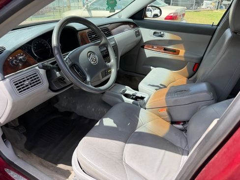 Used 2007 Buick LaCrosse CXL w/ Chromed Appearance Package image 9