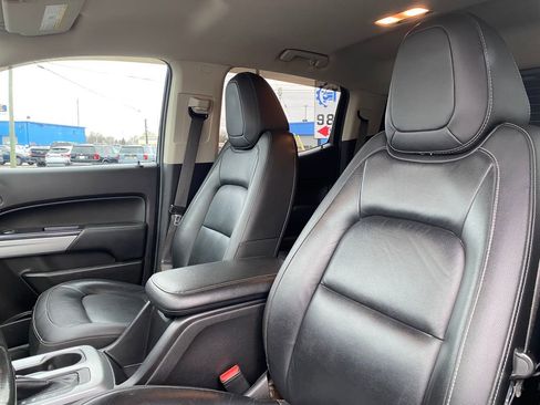 Used 2017 Chevrolet Colorado LT w/ Luxury Package, Chrome image 10