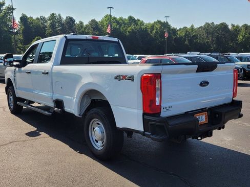 Used 2024 Ford F250 XL image 8