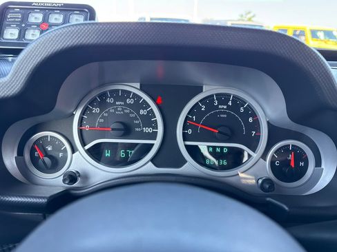 Used 2010 Jeep Wrangler Sport AWD/4WD image 19