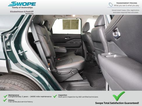 Used 2025 Nissan Pathfinder Platinum w/ Cargo Package AWD/4WD image 11