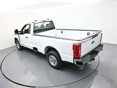 New 2026 Ford F350 XL w/ XL Chrome Package RWD image 22
