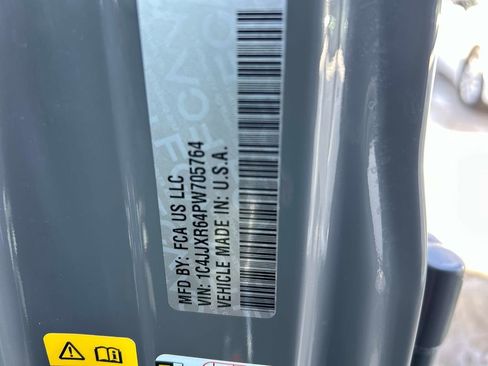 Used 2023 Jeep Wrangler Unlimited Rubicon 4xe w/ Safety Group image 37