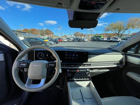 Used 2025 Hyundai Santa Fe SEL image 29