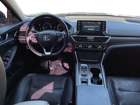 Used 2021 Honda Accord Touring image 14