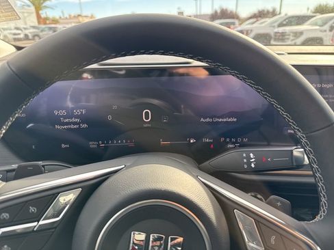 New 2025 Buick Envision Avenir image 33