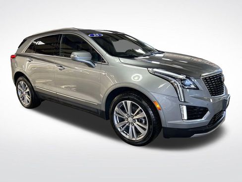 Used 2025 Cadillac XT5 Premium Luxury AWD/4WD image 7