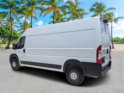 Used 2026 RAM ProMaster 2500 w/ Convenience Group FWD image 6
