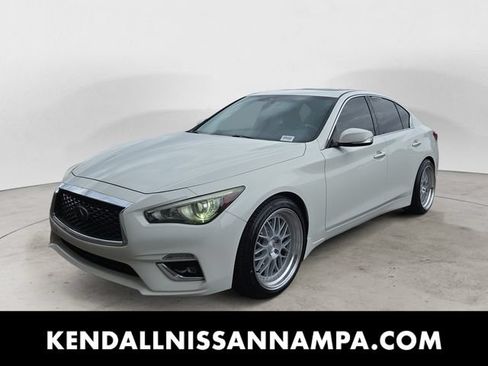 Used 2018 INFINITI Q50 Luxe w/ All Weather Package (L96) AWD/4WD image 1