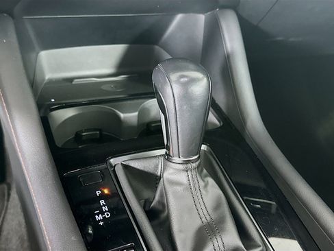 Used 2024 MAZDA MAZDA3 s image 25