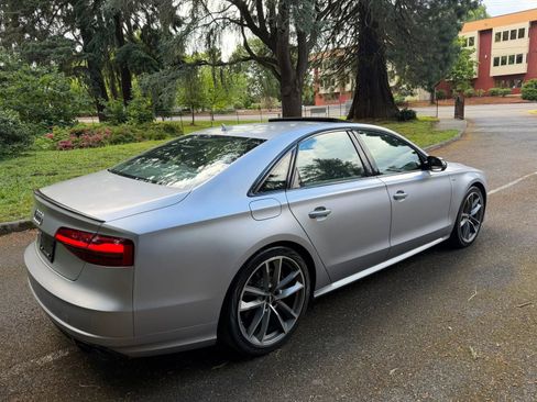 Used 2017 Audi S8 Plus AWD/4WD image 5