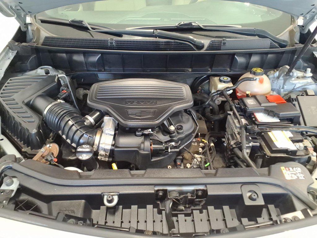 Used 2017 Cadillac XT5 FWD image 21